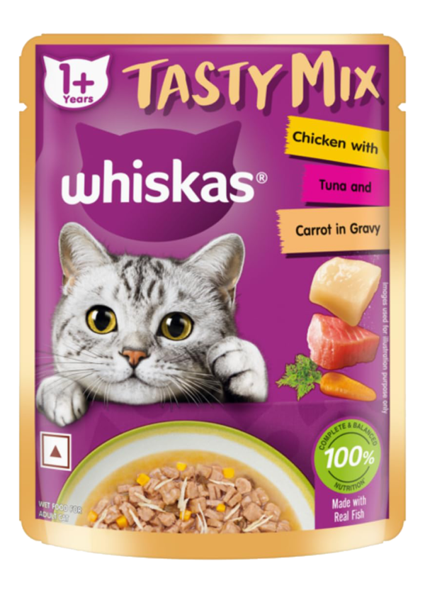 Whiskas Adult (1+ year) Tasty Mix Wet Cat Food Made With Real Fish, Chicken With Tuna And Carrot in Gravy 14 Pouches (14 x 80g)